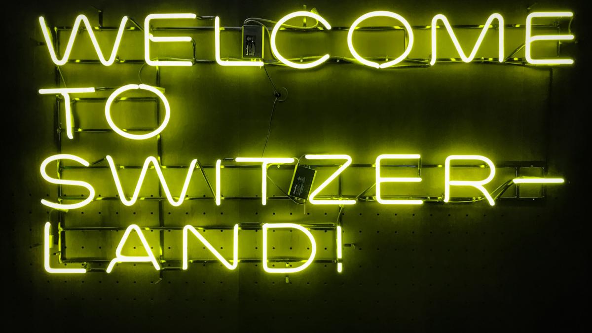 Neon light: welcome to Switzerland