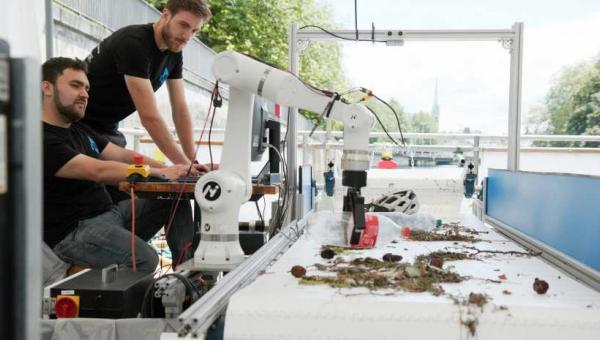 Autonomous River Cleanup